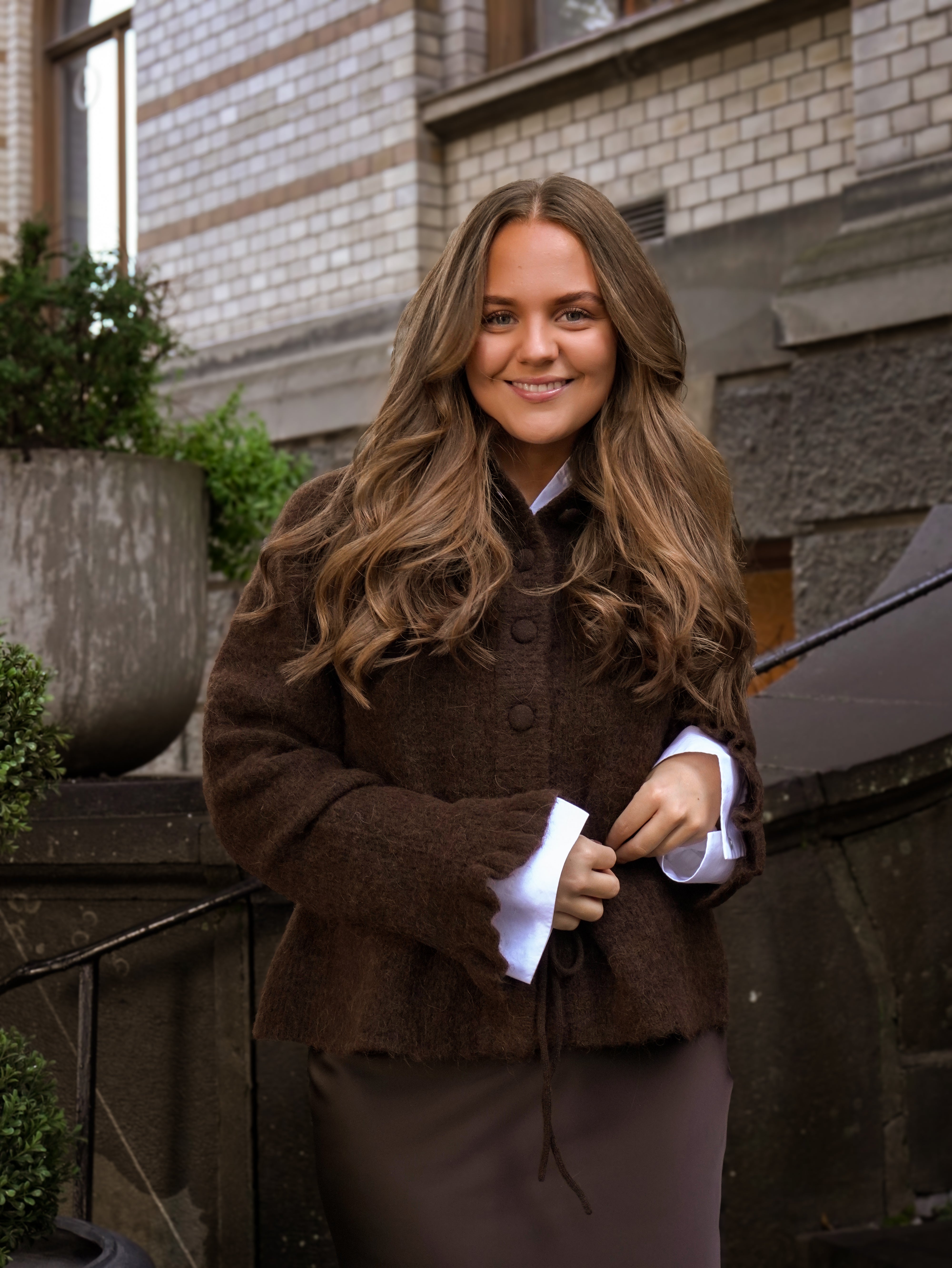 YASTHELLIS Knit Cardigan